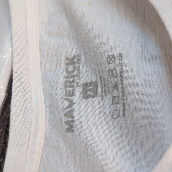 Maverick Tee - Picture 3 of 4